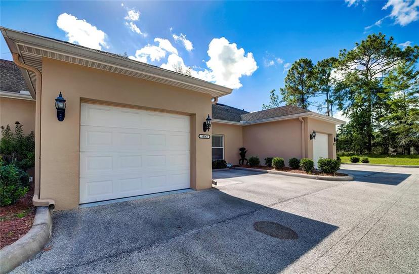 Picture of 10362 Chalmer Street Unit 10362, Spring Hill FL 34608