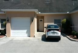 Picture of 10362 Chalmer Street Unit 10362, Spring Hill, FL 34608