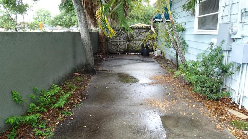 Picture of 366 45Th Avenue N, St Petersburg FL 33703