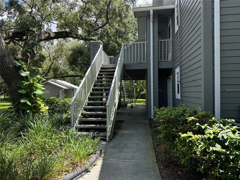 Picture of 11941 Skylake Place Unit A, Temple Terrace FL 33617