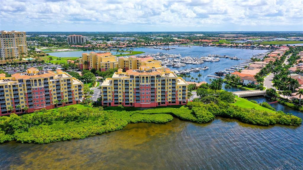 Picture of 615 Riviera Dunes Way Unit 304, Palmetto, FL 34221