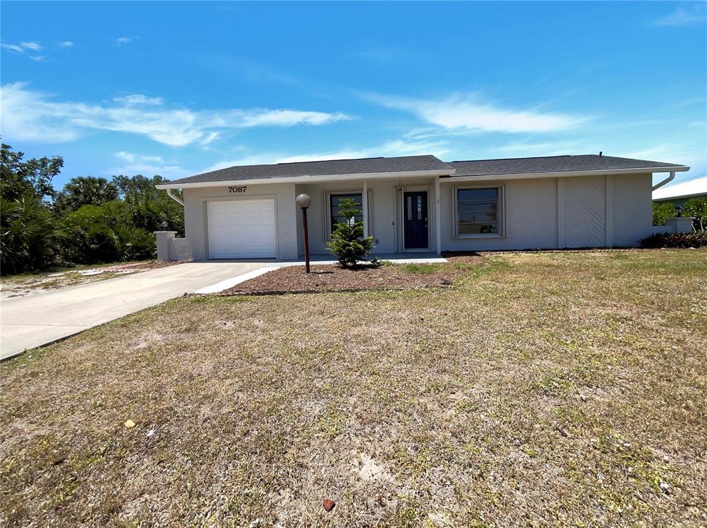 Picture of 7087 Spinnaker Boulevard, Englewood, FL 34224