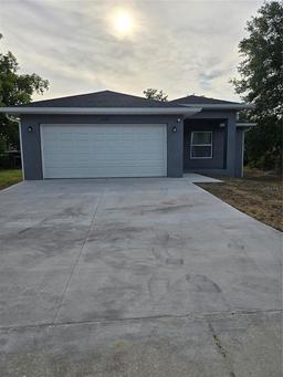 Picture of 1005 N Park Road, Plant City, FL 33563