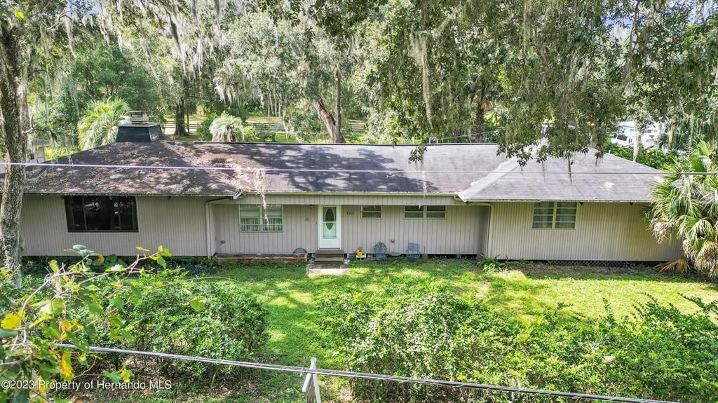 Picture of 3230 Cr 421, Lake Panasoffkee, FL 33538