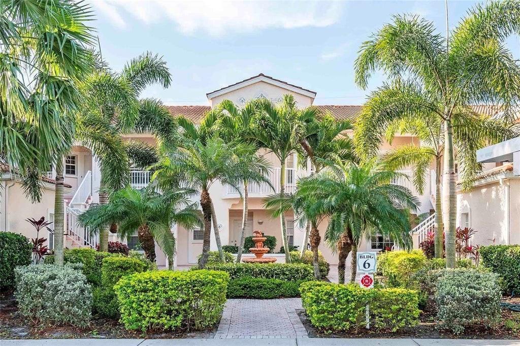 Picture of 4240 Central Sarasota Parkway Unit 616, Sarasota, FL 34238