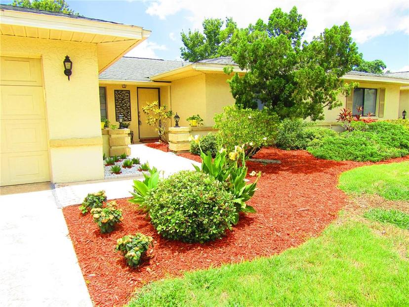 Picture of 1306 Idlewood Drive Unit 53, Sun City Center FL 33573