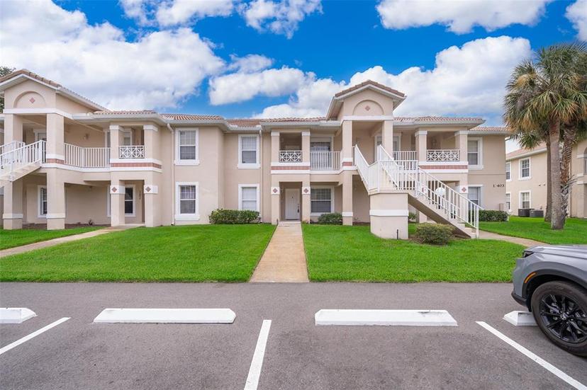 Picture of 13403 Fairway Glen Drive Unit 203, Orlando FL 32824