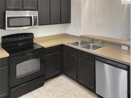 Picture of 8916 Red Beechwood Court, Riverview, FL 33578