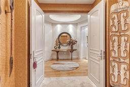Picture of 2151 Gulf Of Mexico Drive Unit 5, Longboat Key, FL 34228