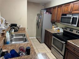 Picture of 9481 Highland Oak Drive Unit 1611, Tampa, FL 33647