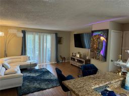 Picture of 9481 Highland Oak Drive Unit 1611, Tampa, FL 33647
