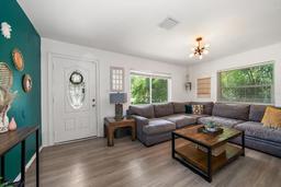 Picture of 6199 59Th Place N, St Petersburg, FL 33709