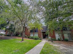 Picture of 1700 SW 16Th Court Unit B7, Gainesville, FL 32608