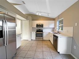 Picture of 1013 Winding Water Way, Clermont, FL 34714