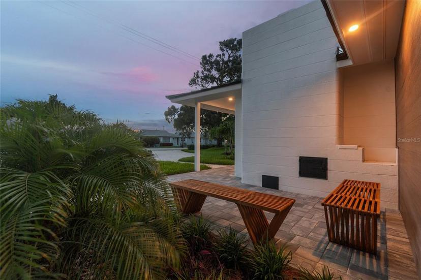 Picture of 301 Aurora Street E, Venice FL 34285