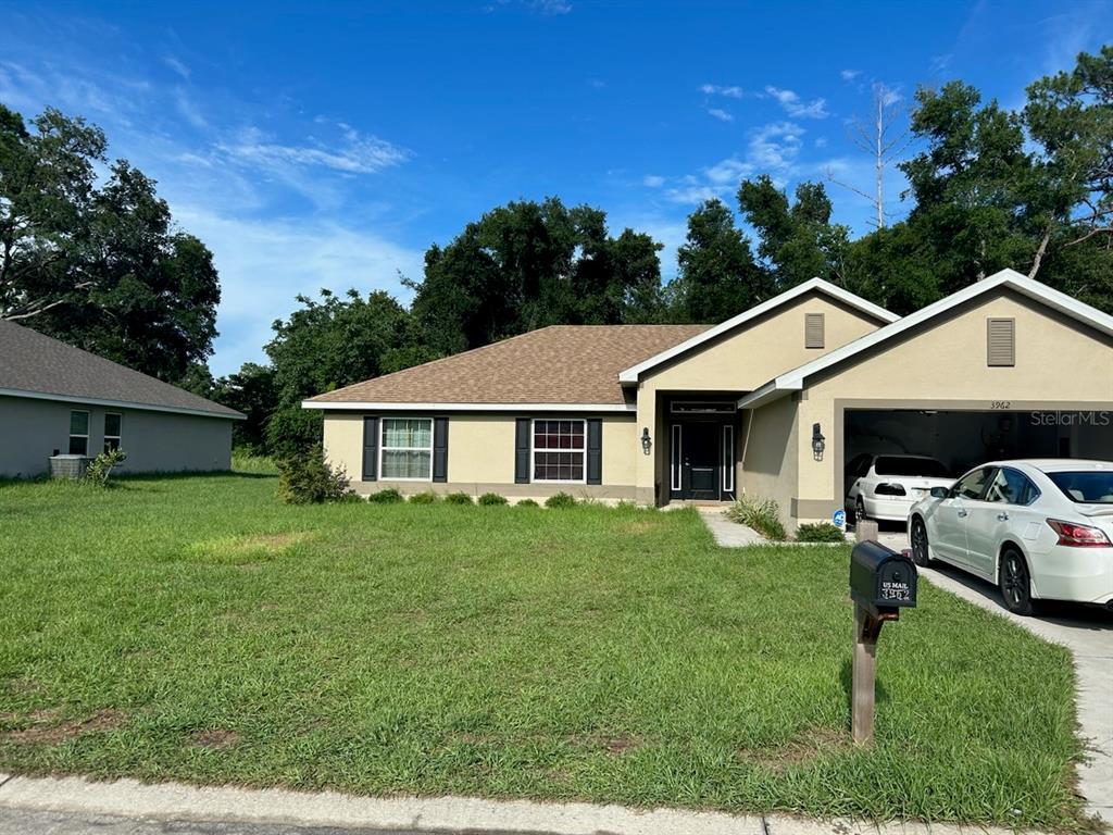 Picture of 3962 NE 58Th Circle, Silver Springs, FL 34488
