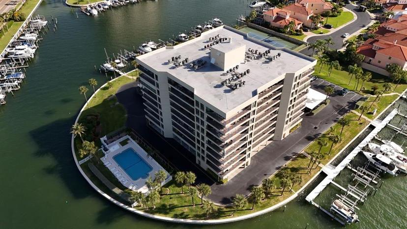 Picture of 1651 Sand Key Estates Ct Unit 74, Clearwater Beach FL 33767