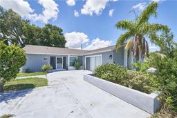 Picture of 462 Cart Court, Poinciana, FL 34759