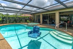 Picture of 301 Thorn Hill Place, Sun City Center, FL 33573