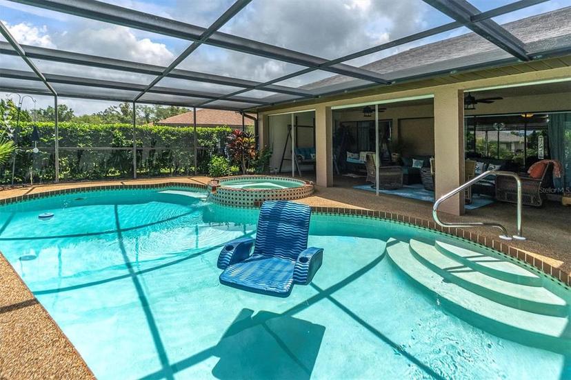 Picture of 301 Thorn Hill Place, Sun City Center FL 33573