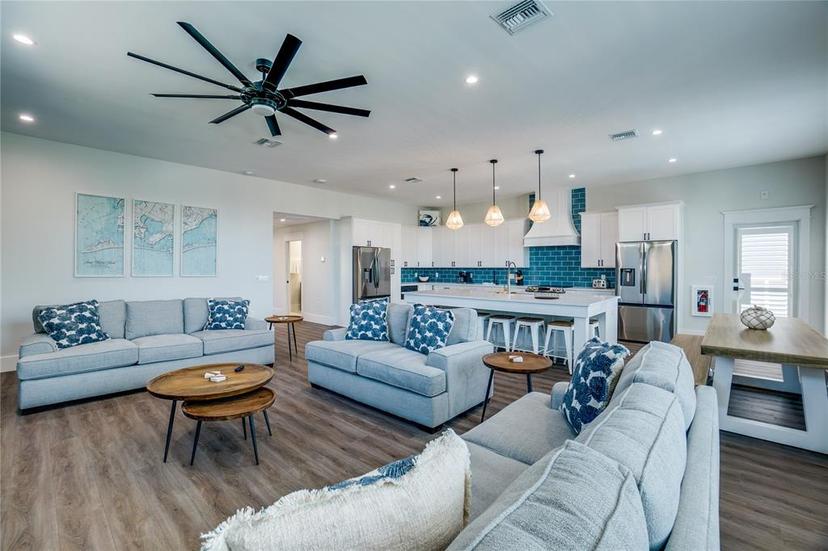 Picture of 2102 Avenue B, Bradenton Beach FL 34217