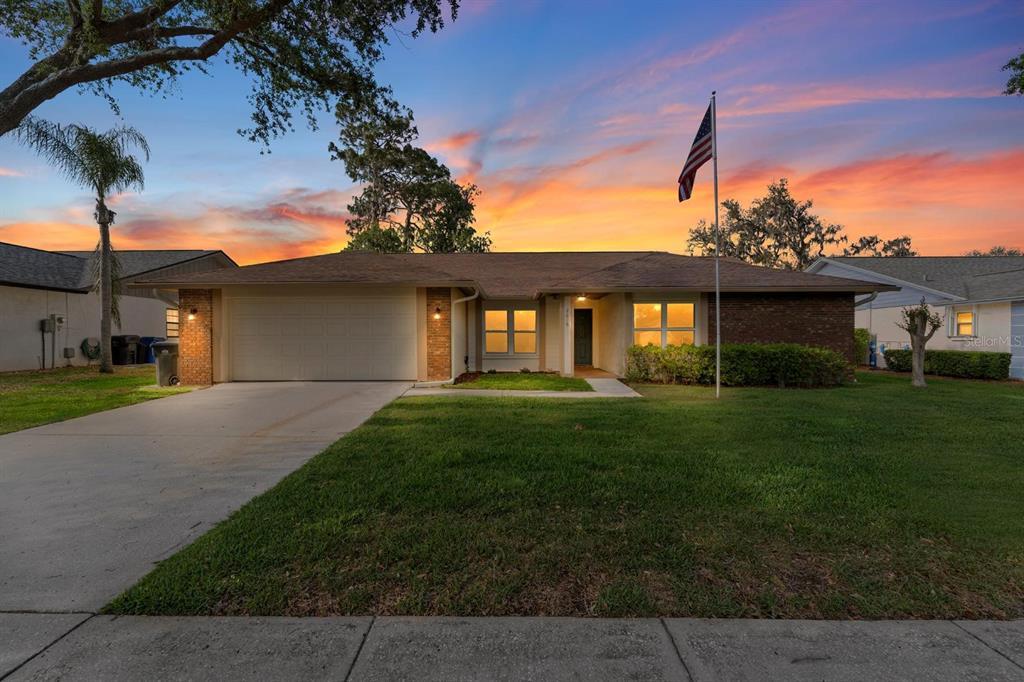 Picture of 2618 Crestfield Drive, Valrico, FL 33596