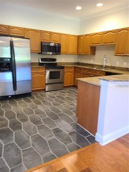 Picture of 277 Valencia Circle, St Petersburg, FL 33716