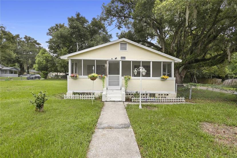 Picture of 409 W Beresford Avenue, Deland FL 32720