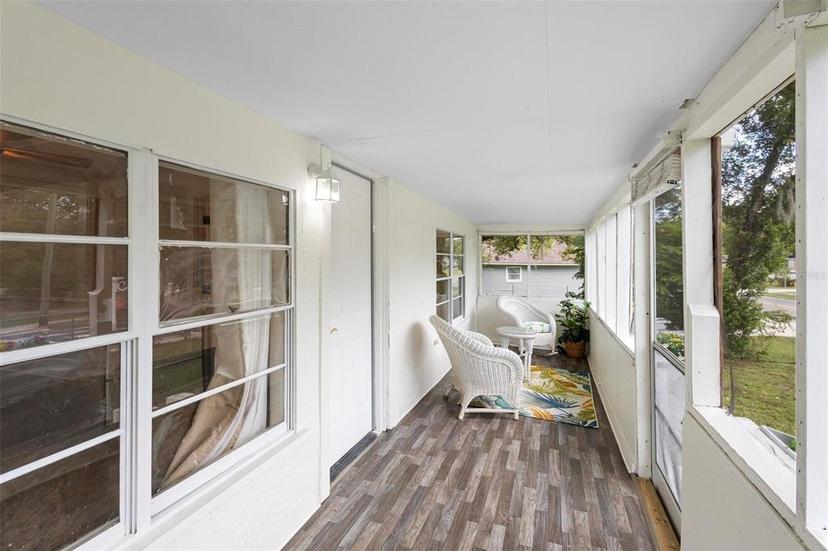 Picture of 409 W Beresford Avenue, Deland FL 32720