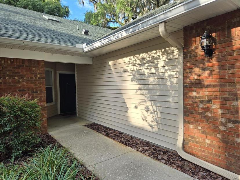 Picture of 13200 W Newberry Road Unit V120, Newberry FL 32669