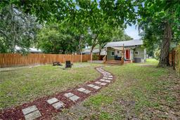 Picture of 112 S Chandler Avenue, Deland, FL 32724