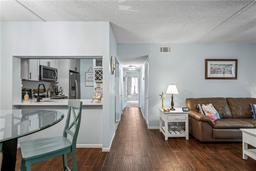 Picture of 3232 Lake Pine Way E Unit H2, Tarpon Springs, FL 34688