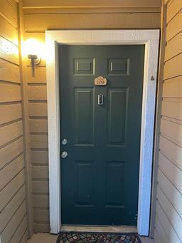 Picture of 4301 Lizshire Lane Unit C-109, Orlando, FL 32822