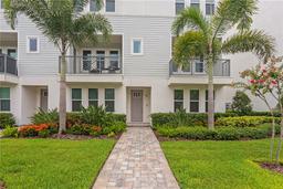 Picture of 2442 W Mississippi Avenue Unit 6, Tampa, FL 33629