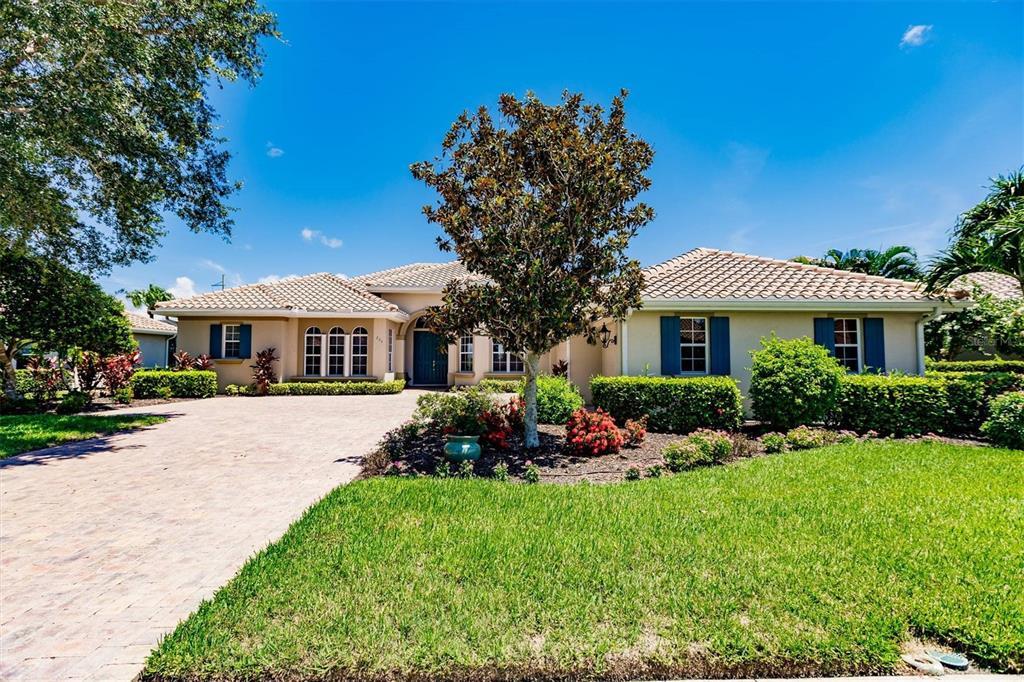 Picture of 225 Pesaro Drive, North Venice, FL 34275