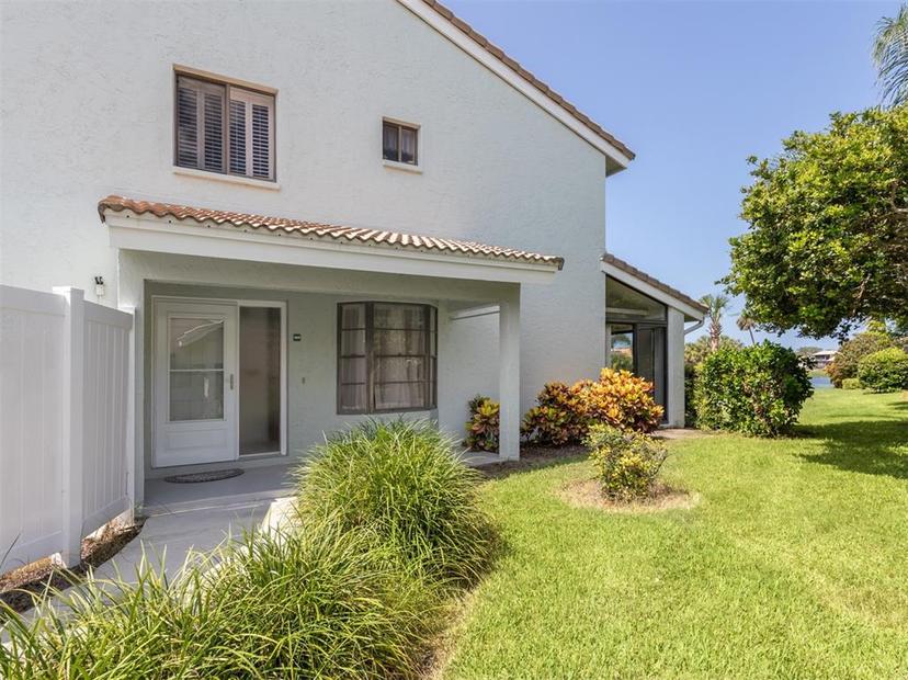 Picture of 600 Carriage House Lane Unit 104, Nokomis FL 34275