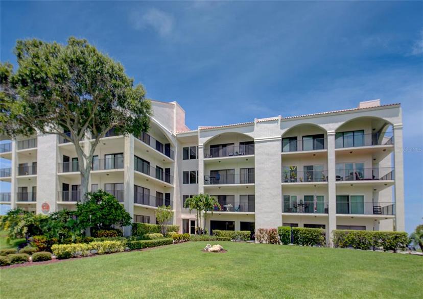 Picture of 308 Mariner Drive Unit 308, Tarpon Springs FL 34689