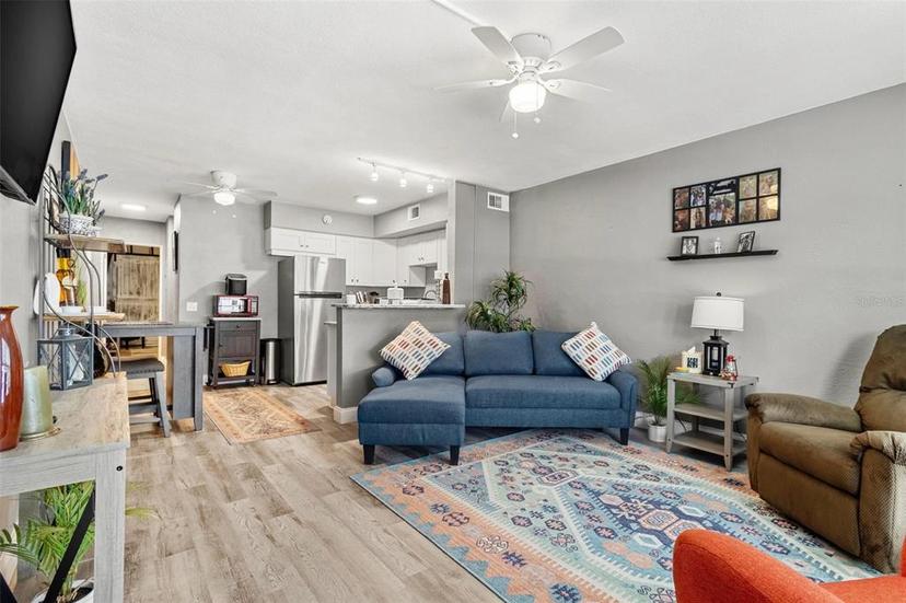 Picture of 4071 55Th Way N Unit 1051, Kenneth City FL 33709