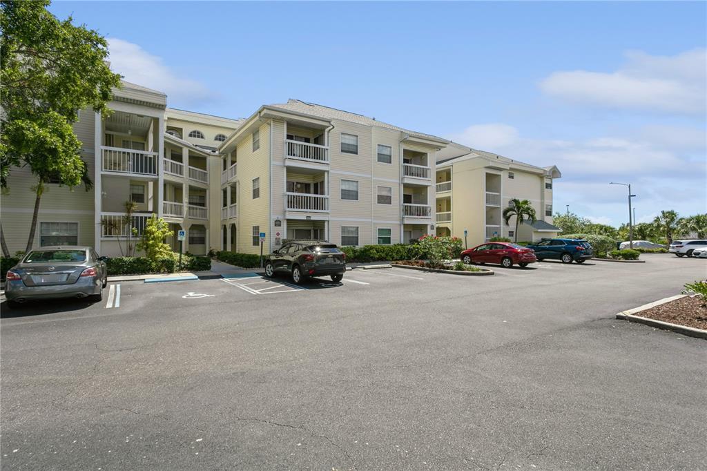 Picture of 6931 Stones Throw Circle N Unit 5106, St Petersburg, FL 33710