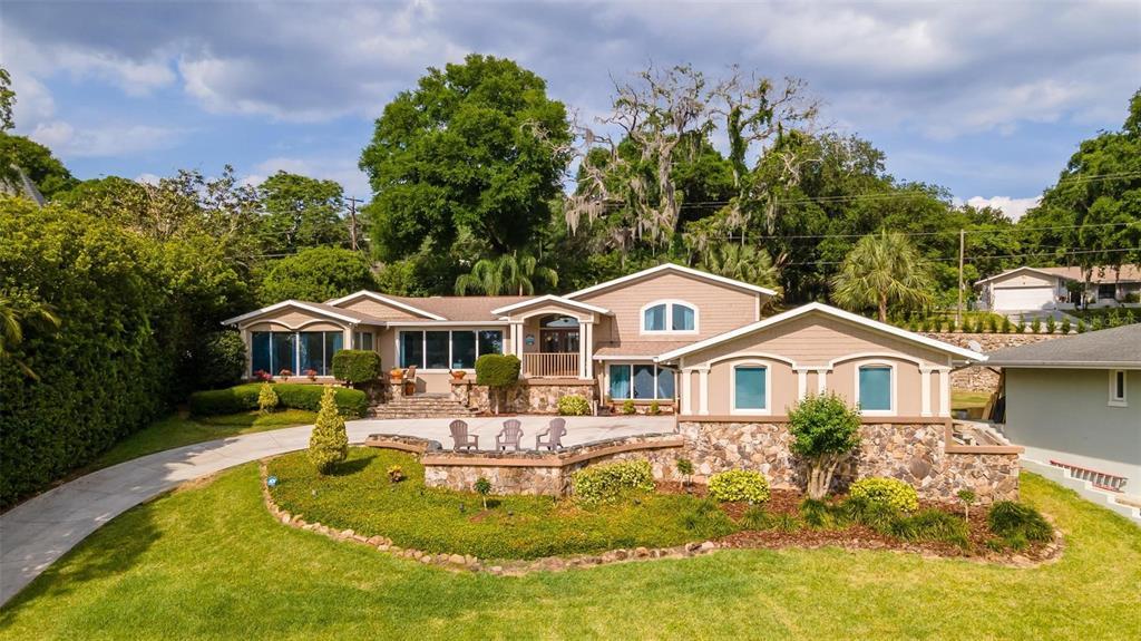 Picture of 2537 E Crooked Lake Drive, Eustis, FL 32726