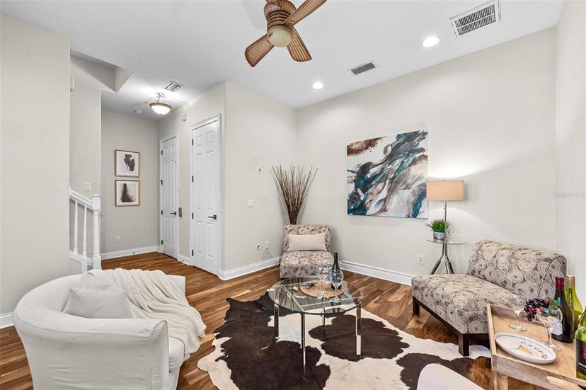 Picture of 6030 Printery Street Unit 105, Tampa FL 33616