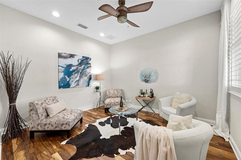 Picture of 6030 Printery Street Unit 105, Tampa FL 33616