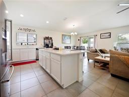 Picture of 2894 Mosshire Circle, Saint Cloud, FL 34772