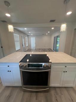 Picture of 5238 16Th Street, Zephyrhills, FL 33542