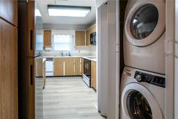 Picture of 832 S Hill Avenue Unit 10, Deland, FL 32724