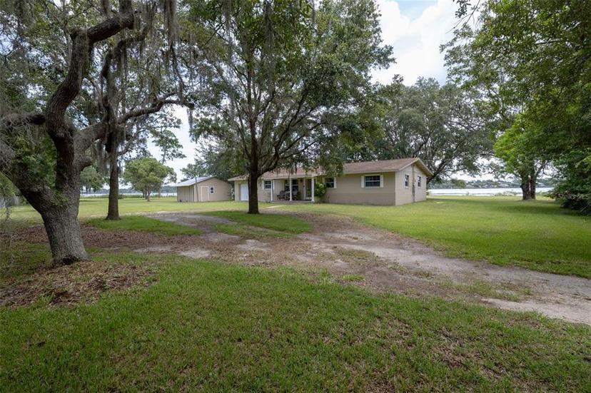 Picture of 2005 Bayview Drive, New Smyrna Beach FL 32168