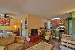Picture of 1401 S Palmetto Avenue Unit 402, Daytona Beach, FL 32114