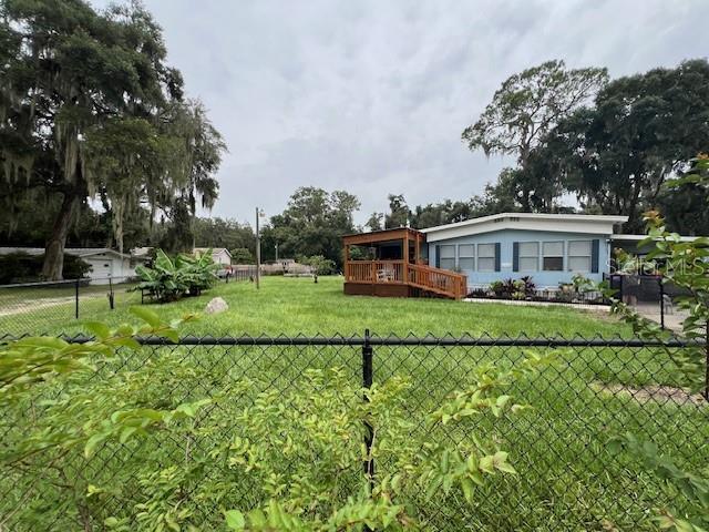 Picture of 1573 Cr 435, Lake Panasoffkee FL 33538