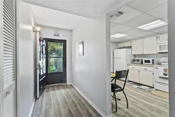 Picture of 15 Escondido Circle Unit 141, Altamonte Springs, FL 32701
