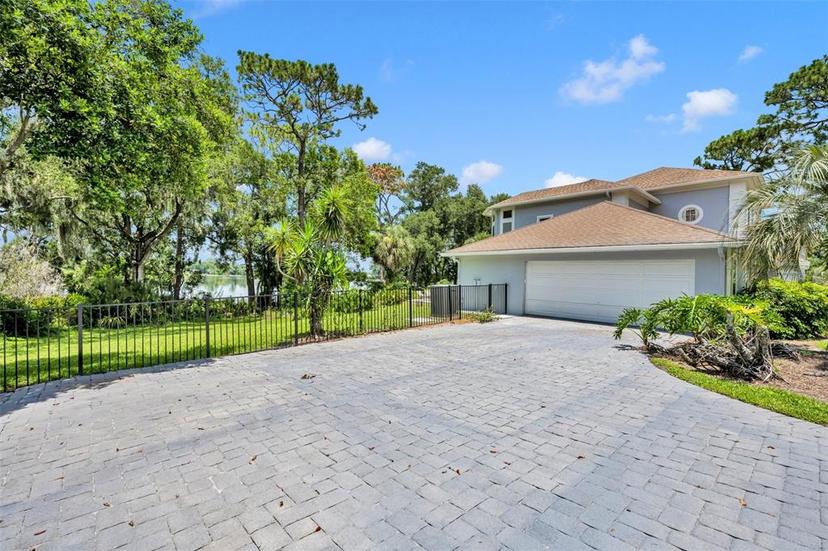 Picture of 9 Stone Gate N, Longwood FL 32779